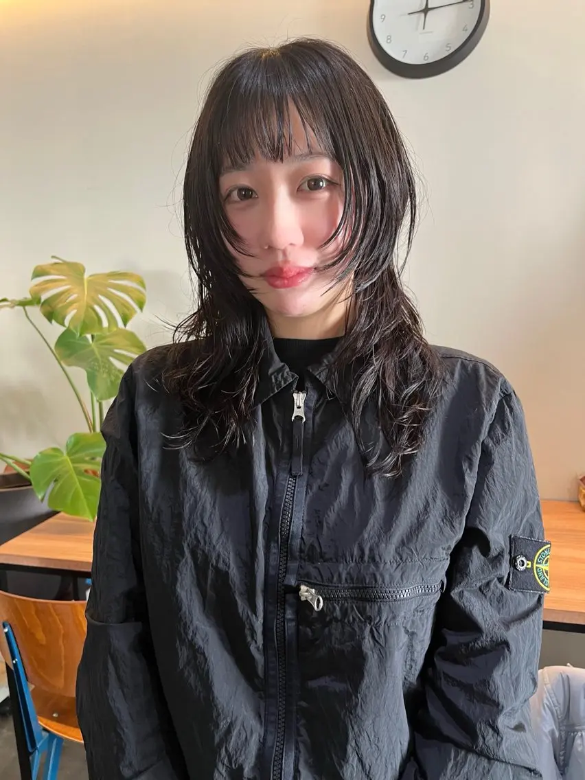 ロング カット レイヤーカット\ウル フ　chinatsuのヘアスタイル