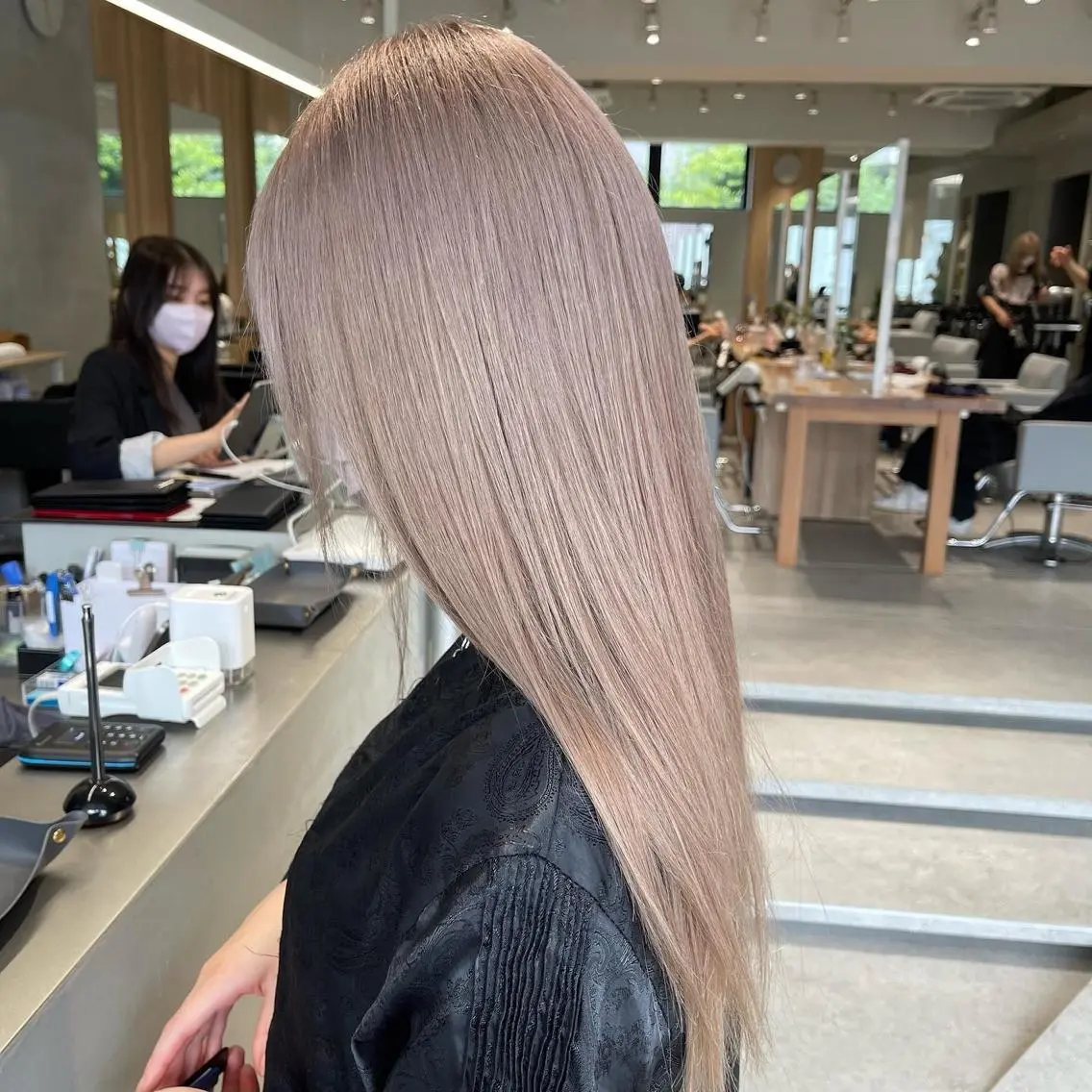 ロング カラー ベージュカラー ミルクティーベージュ 🌈モテるベージュ カラー💕成島 宙のヘアスタイル