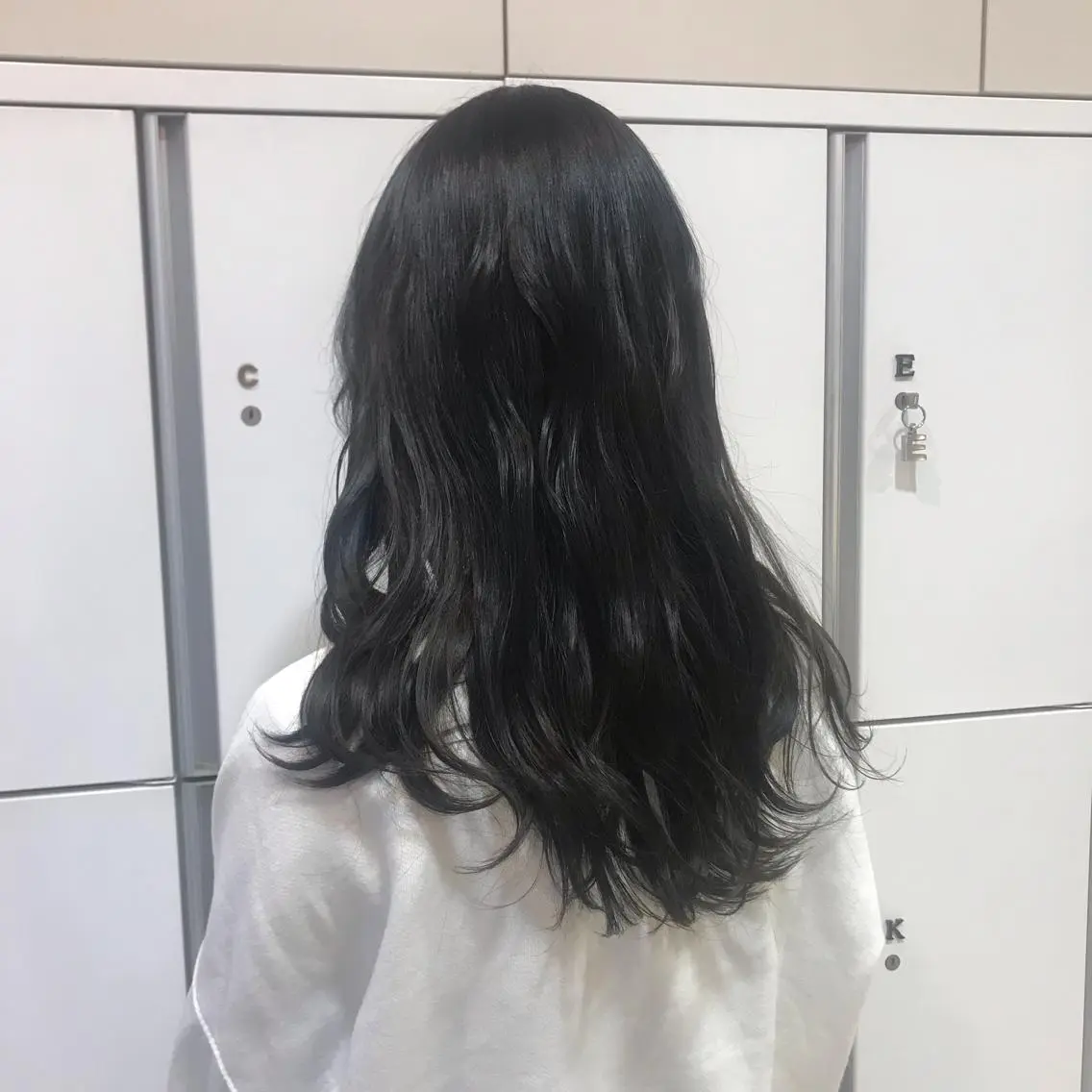 ロング カラー アッシュ ブルーカラー ブルーアッシュ ヘアカラー 透明感カラー/レイヤ ー/ MARIEのヘアスタイル