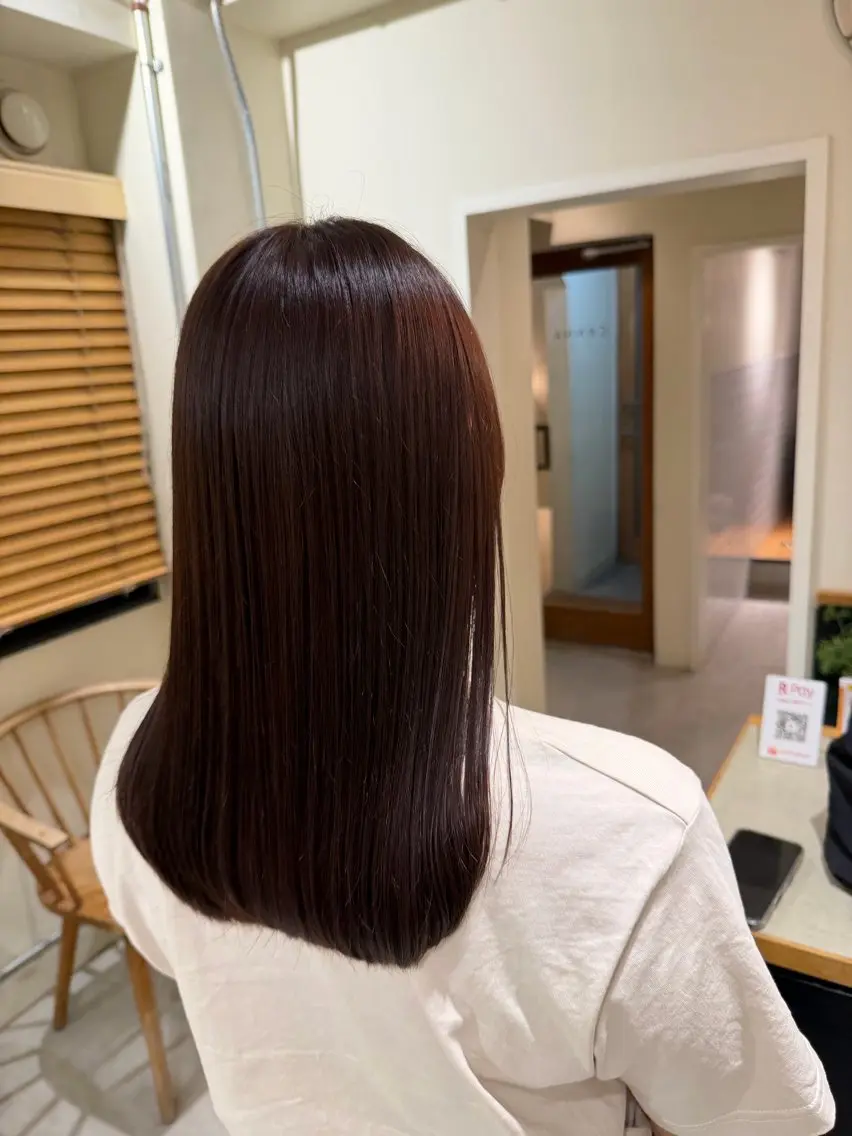 セミロング 白崎 珠莉のヘアスタイル