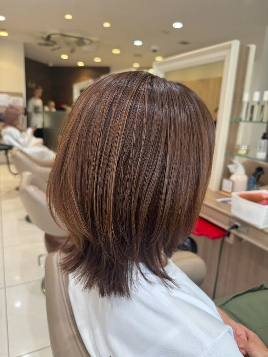 ミディアム カット ヘアカラー トリートメント ママ美容師⭐️ シモダイラ ヒデミのヘアスタイル