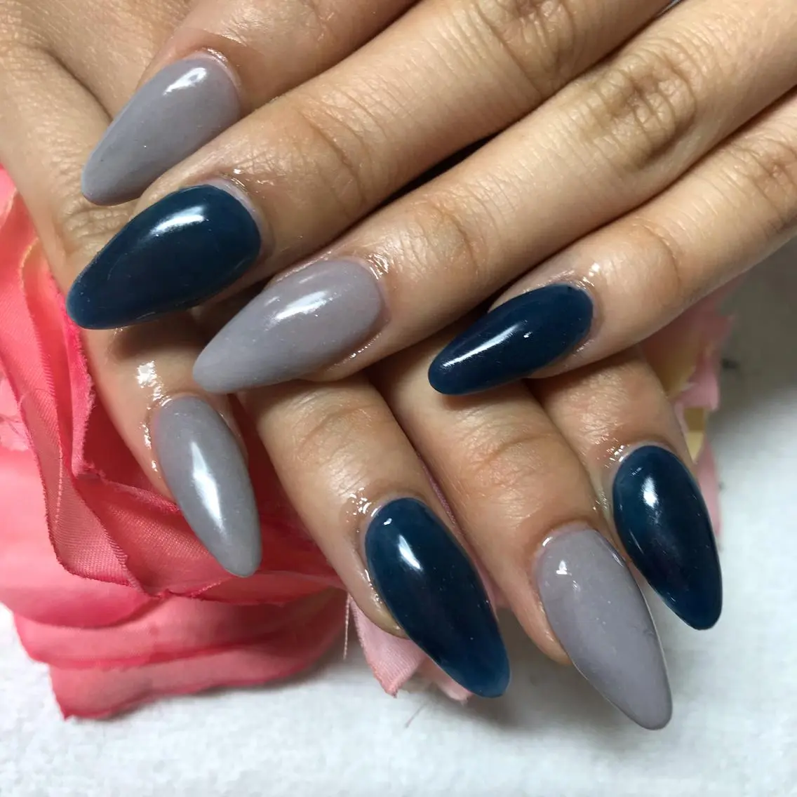 ミディアム ネイル ワンカラーネイル ハンドネイル 《LB》ラブリエ Nail&eyeのマツエク・マツパデザイン