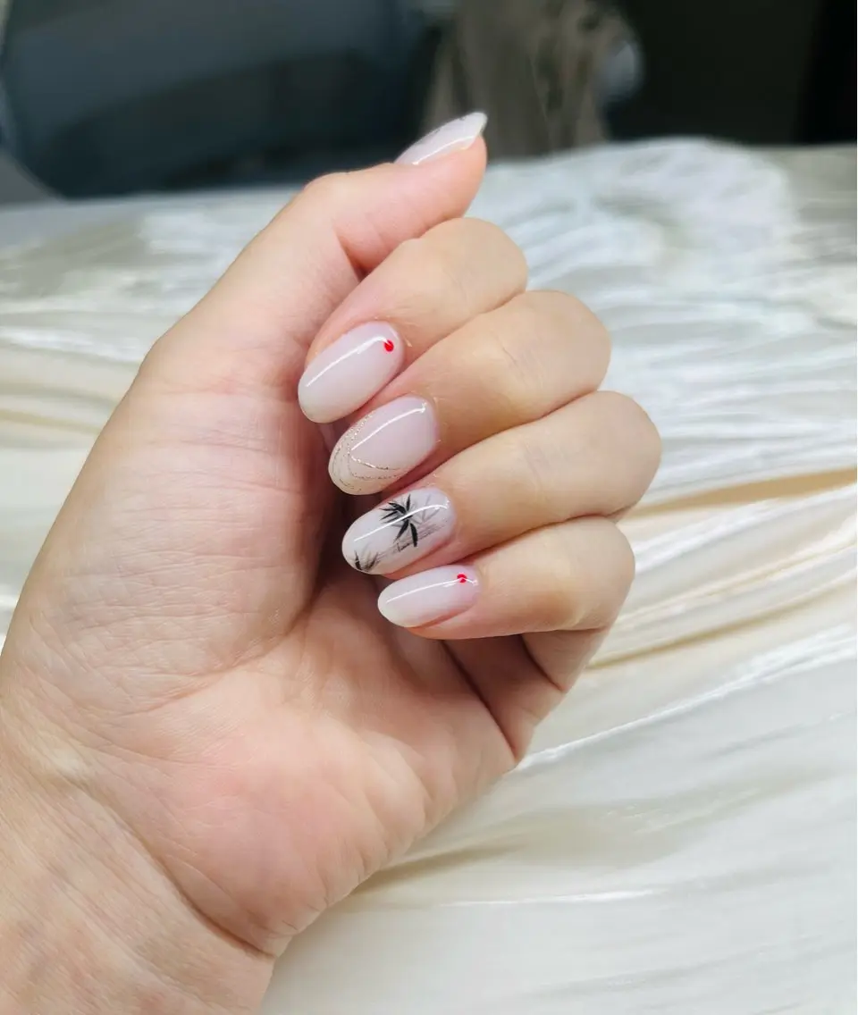 ネイル SNOW LITのネイルデザイン