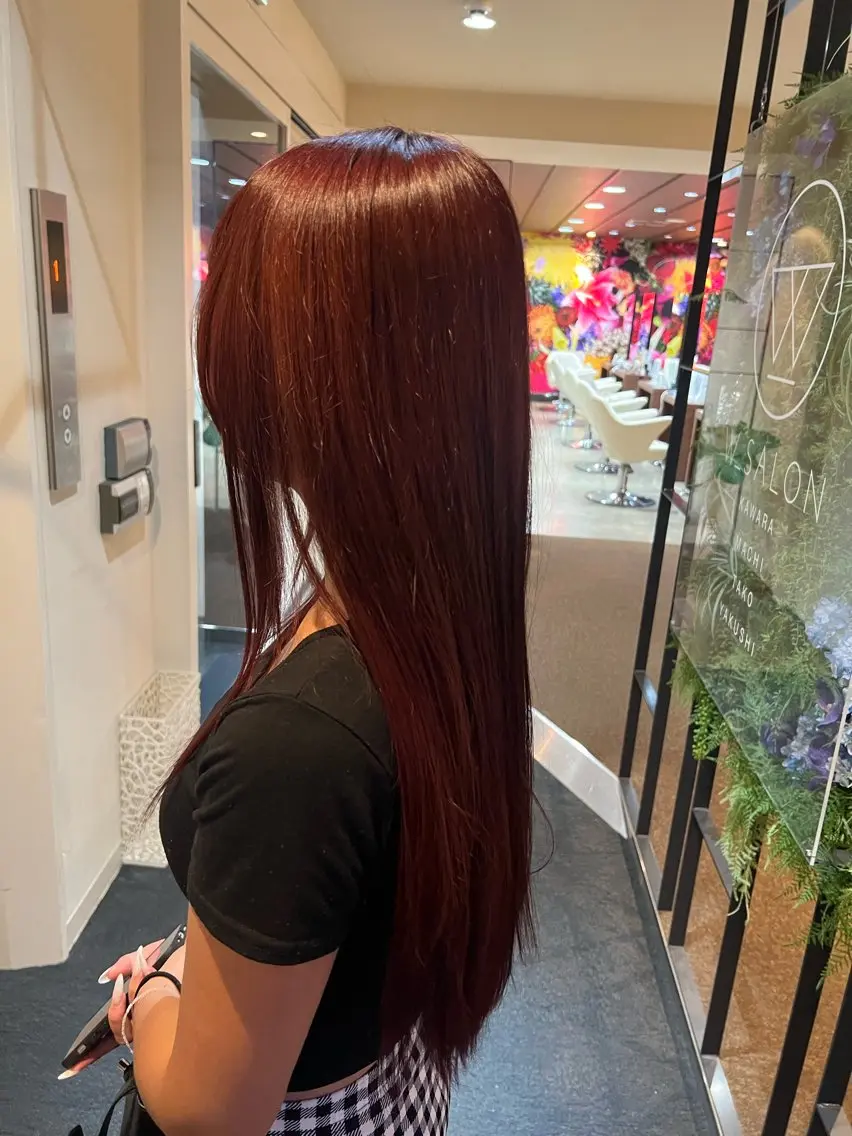 ロング カラー ヘアカラー 高田 羊真のヘアスタイル