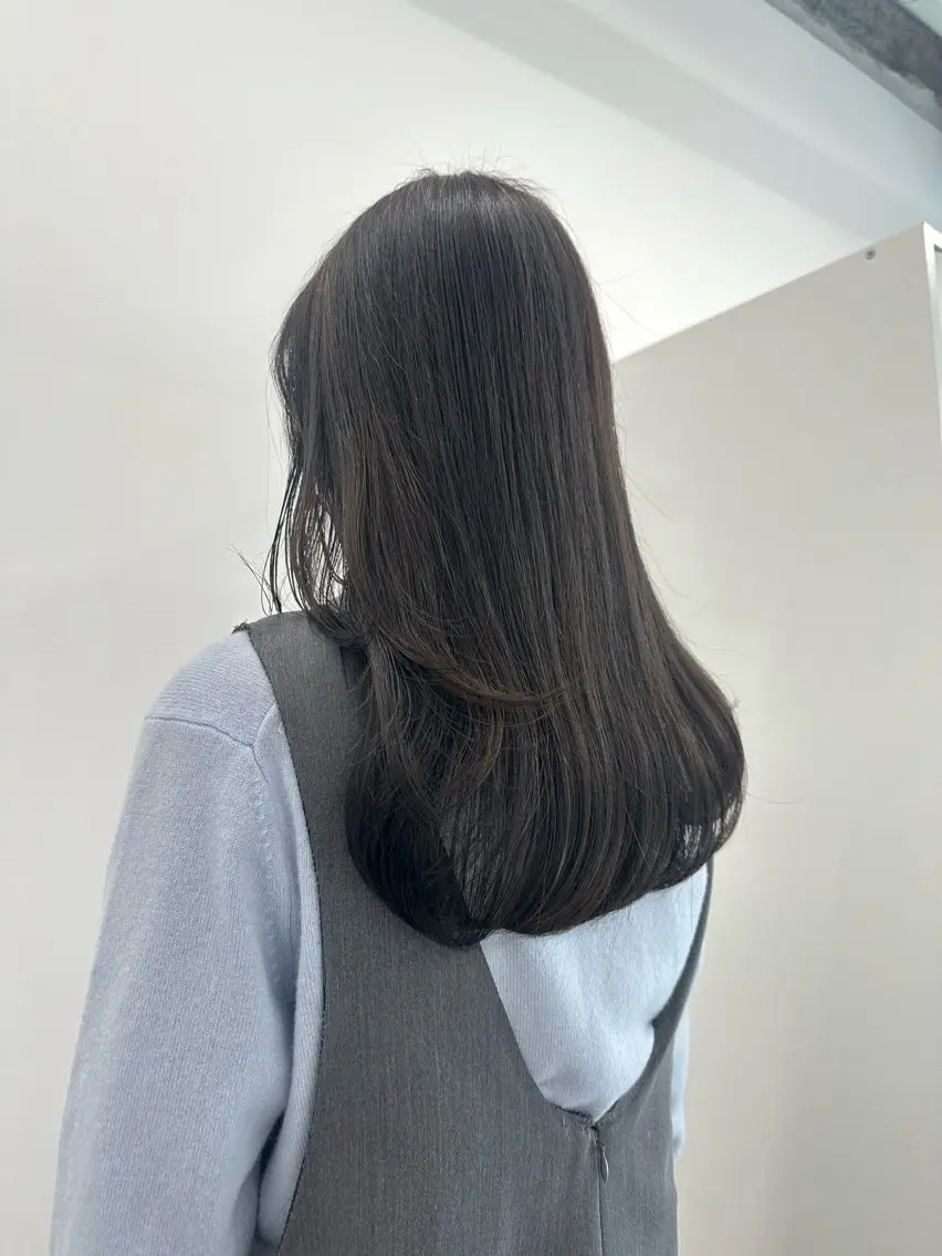 セミロング カラー キッズ カット ヘアカラー トリートメント オトナヘア🌸 harukaのヘアスタイル