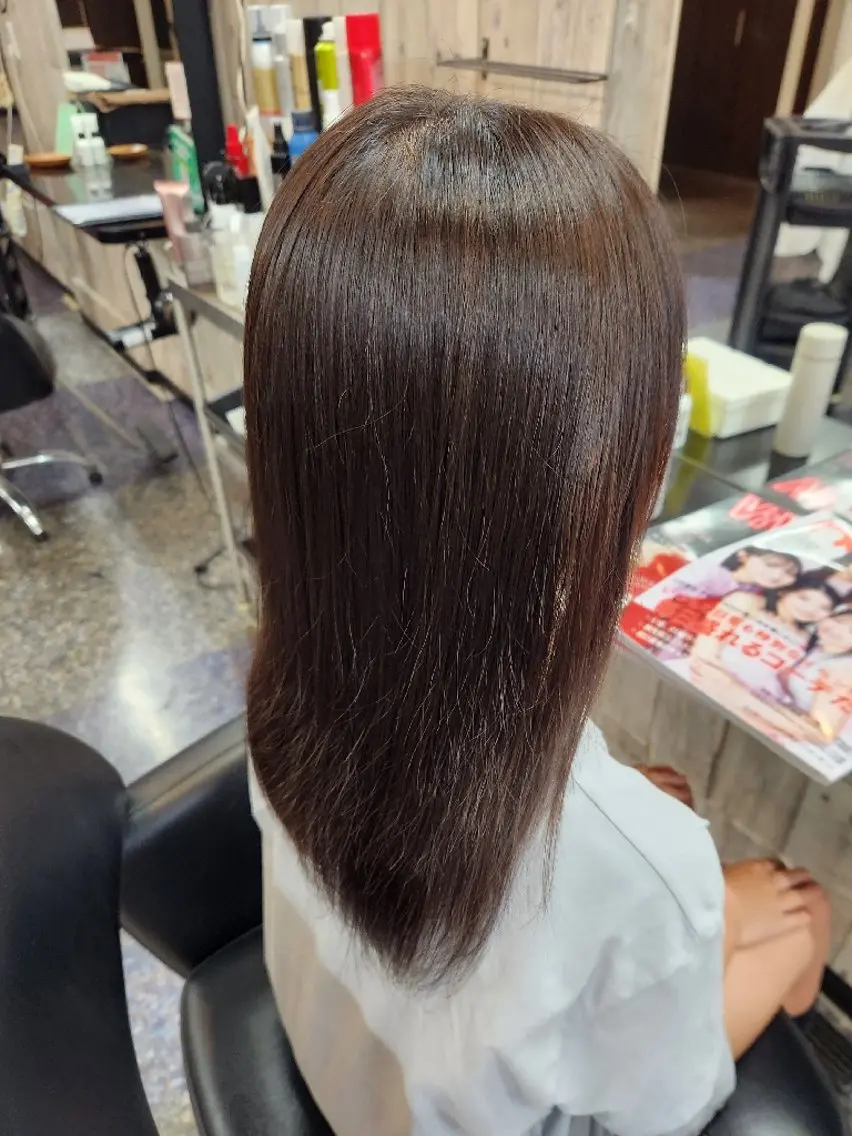 ロング キッズ 伸ばしかけ 縮毛矯正 縮毛矯正 トリートメント 岩瀬 未来のヘアスタイル