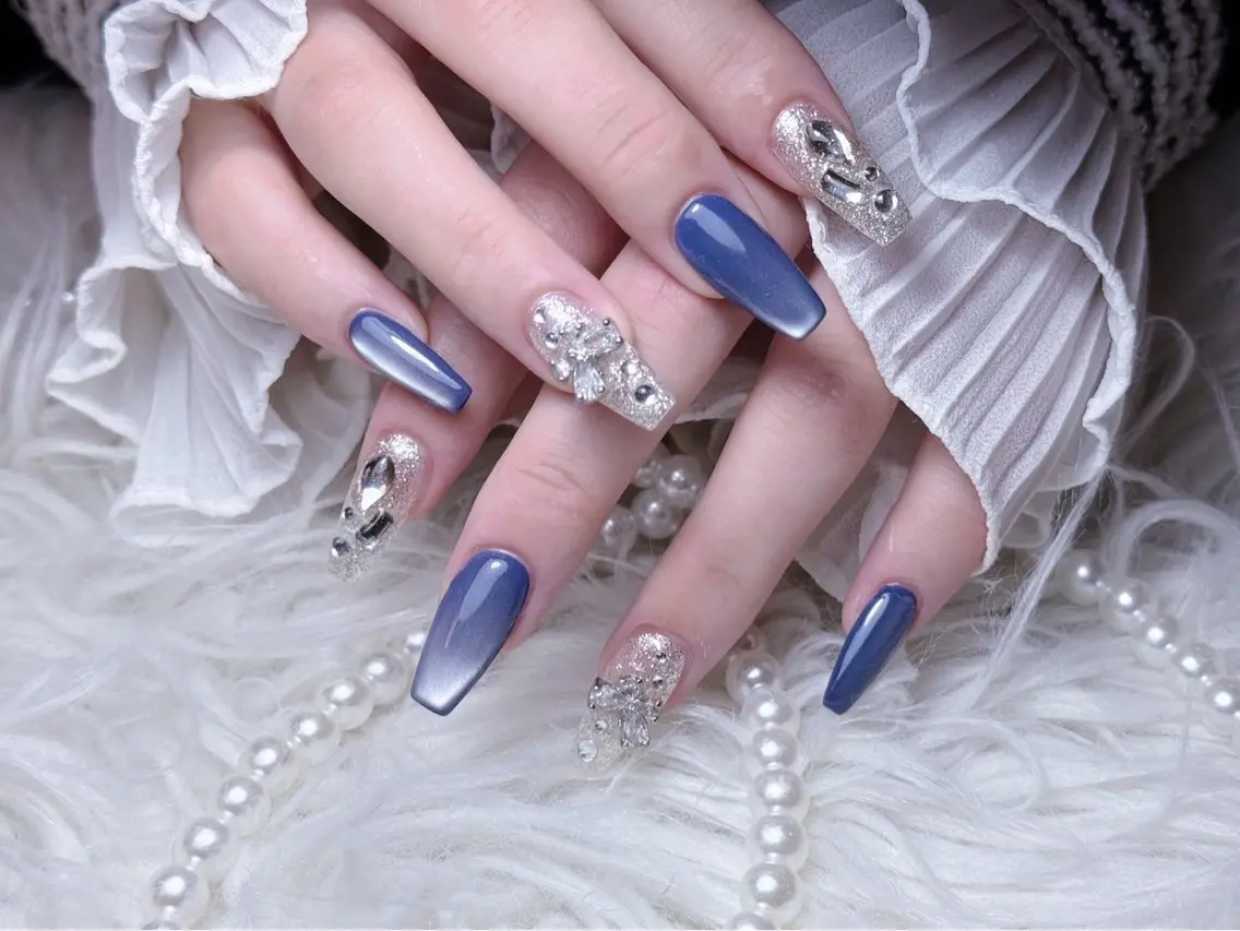 ネイル チークネイル 長さ出し フラワーネイル フレンチネイル ガーリー ハンドネイル ハンドケア NEW NAIL 池袋のネイルデザイン