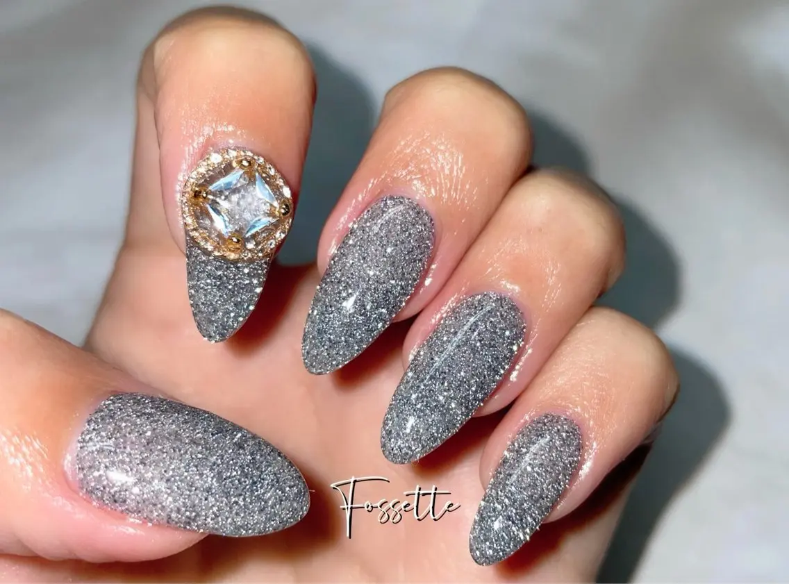 ネイル ブルー フラッシュネイル キラキラネイル ラメ(グリッター) ハンドネイル nailsalon Fossetteのネイルデザイン