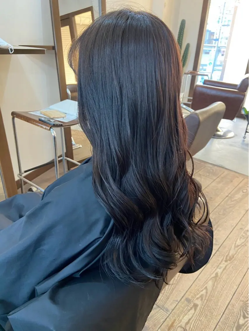 ロング カラー TIDEHAIR 敬吾のヘアスタイル