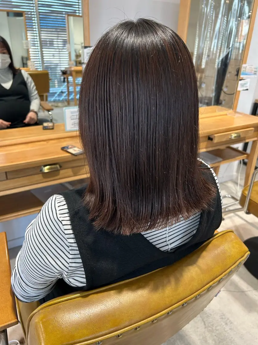 ミディアム 切りっぱなしボブ ボブ 関口 桃花🌷 暖色カラーのヘアスタイル