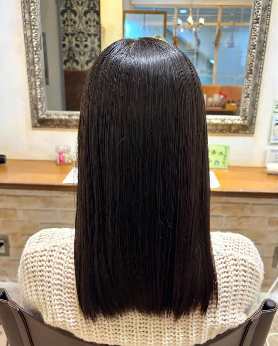セミロング 縮毛矯正 🫧 舘藤 陽菜 🤍のヘアスタイル