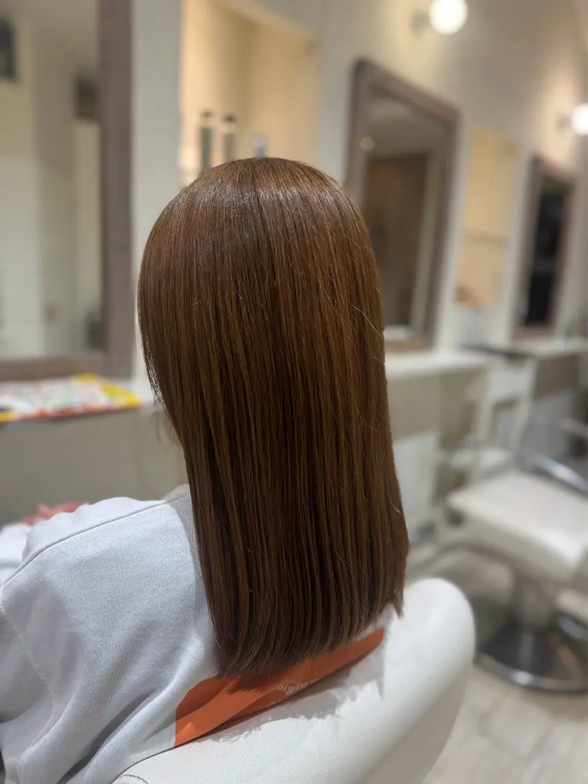 ミディアム カット ヘアカラー NICCOLO室見 Erinaのヘアスタイル