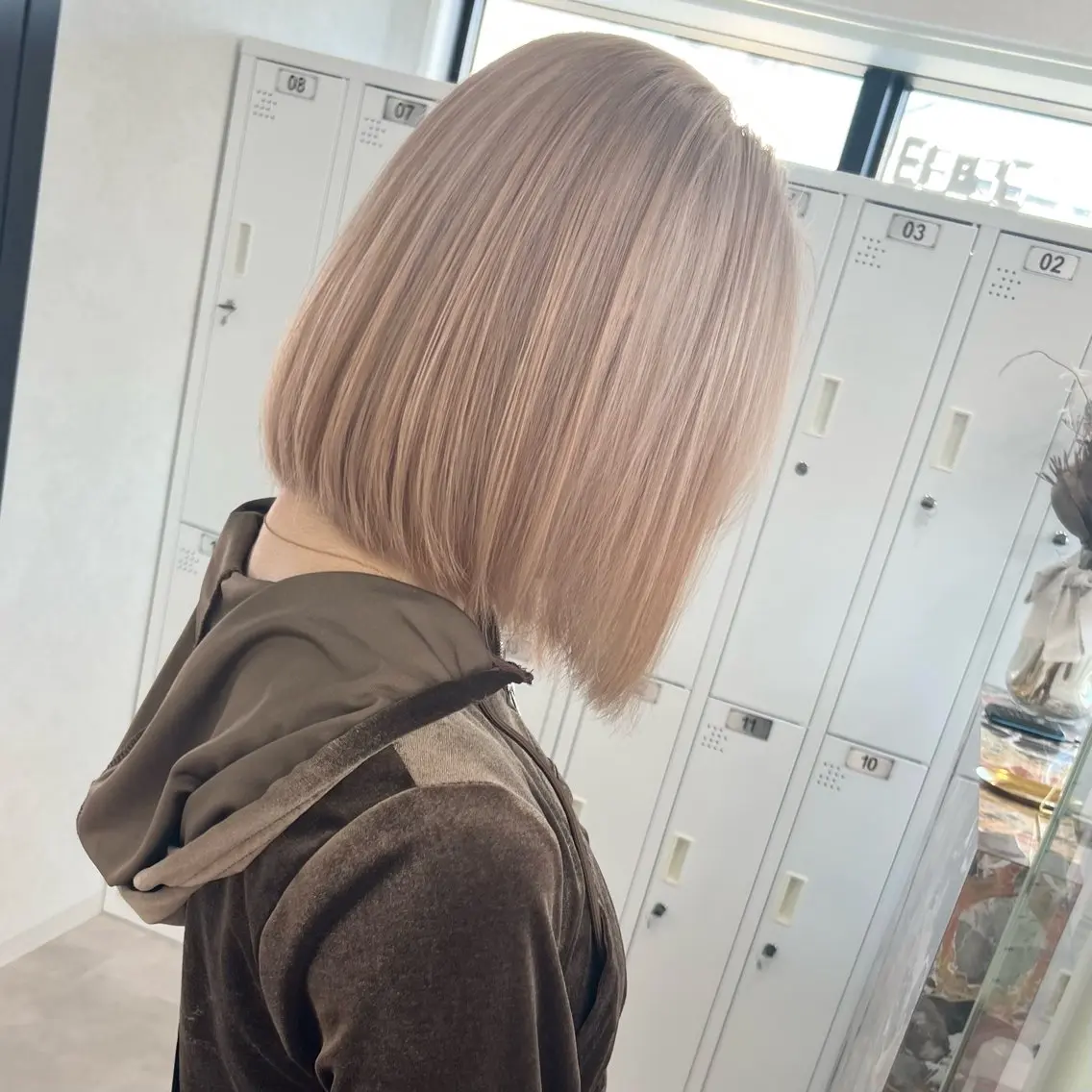 ショート ヘアカラー 🌟色落ちまで綺麗/ ブリーチ/RYO⭐️のヘアスタイル