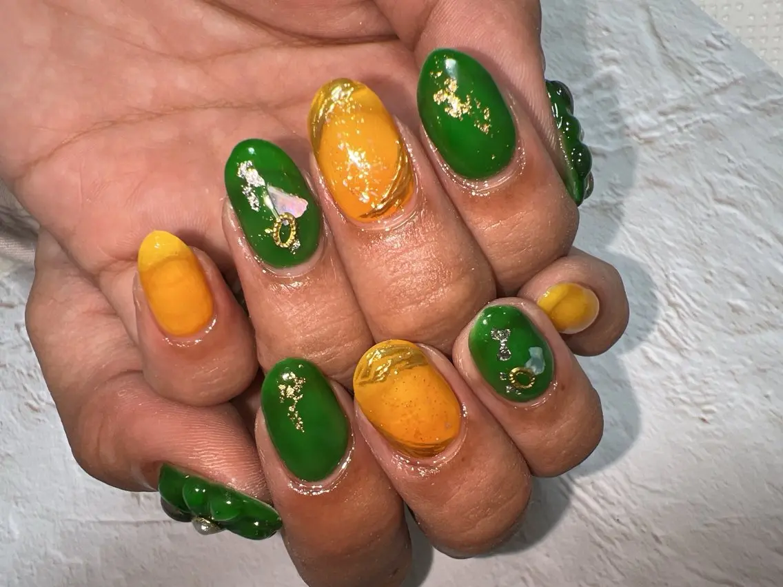ネイル ミラーネイル coco nailのネイルデザイン