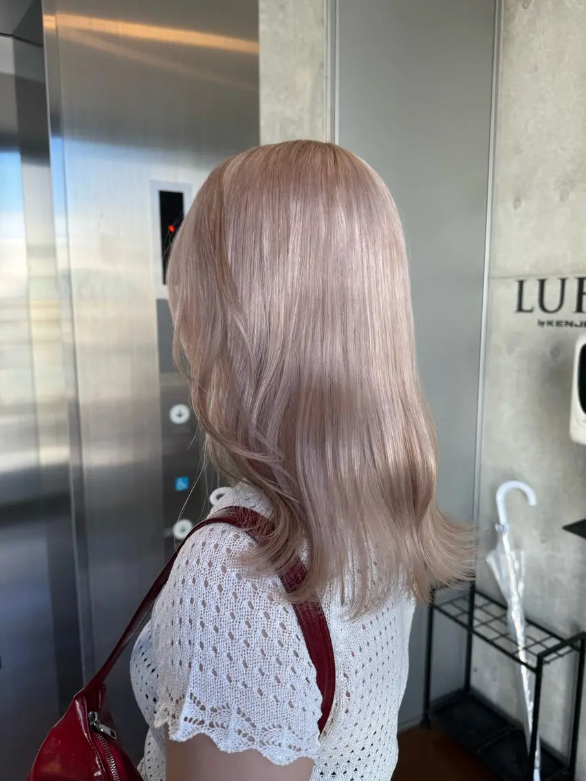 セミロング ヘアカラー 🩰✨️ダブルカラー nanako✨️🩰のヘアスタイル
