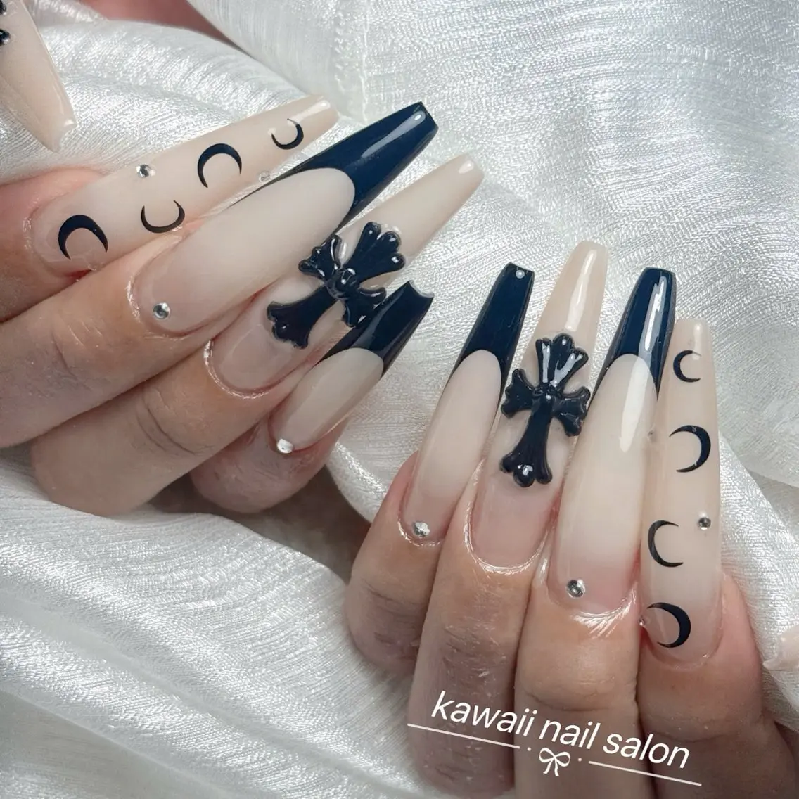 ネイル 長さ出し キラキラネイル ロングネイル マグネットネイル 持ち込み Kawaii Nail Salonのネイルデザイン