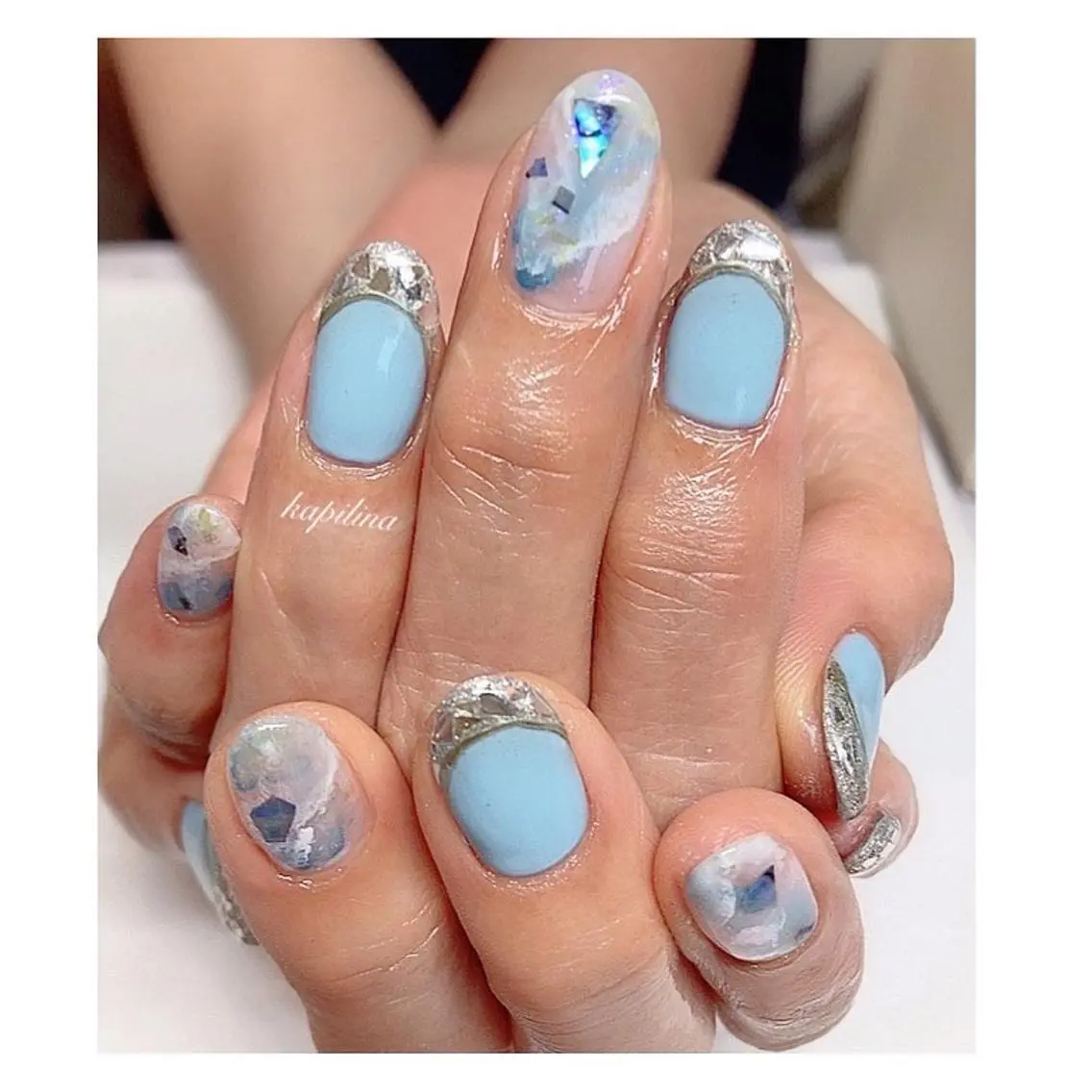 セミロング kapilina salonの眉毛・アイブロウイメージ