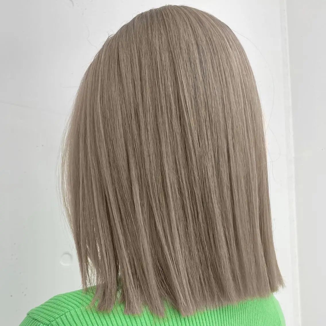 ミディアム カラー ブリーチ ブロンド ケアブリーチ ホワイトブロンド トリートメント レイヤーカット💖 Kaedeのヘアスタイル