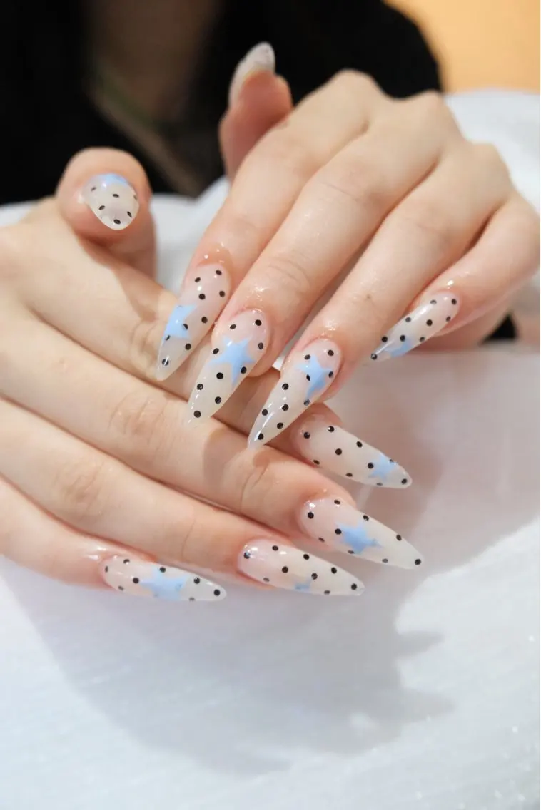 ネイル ハンドネイル T.Lee Nail Lilyのネイルデザイン