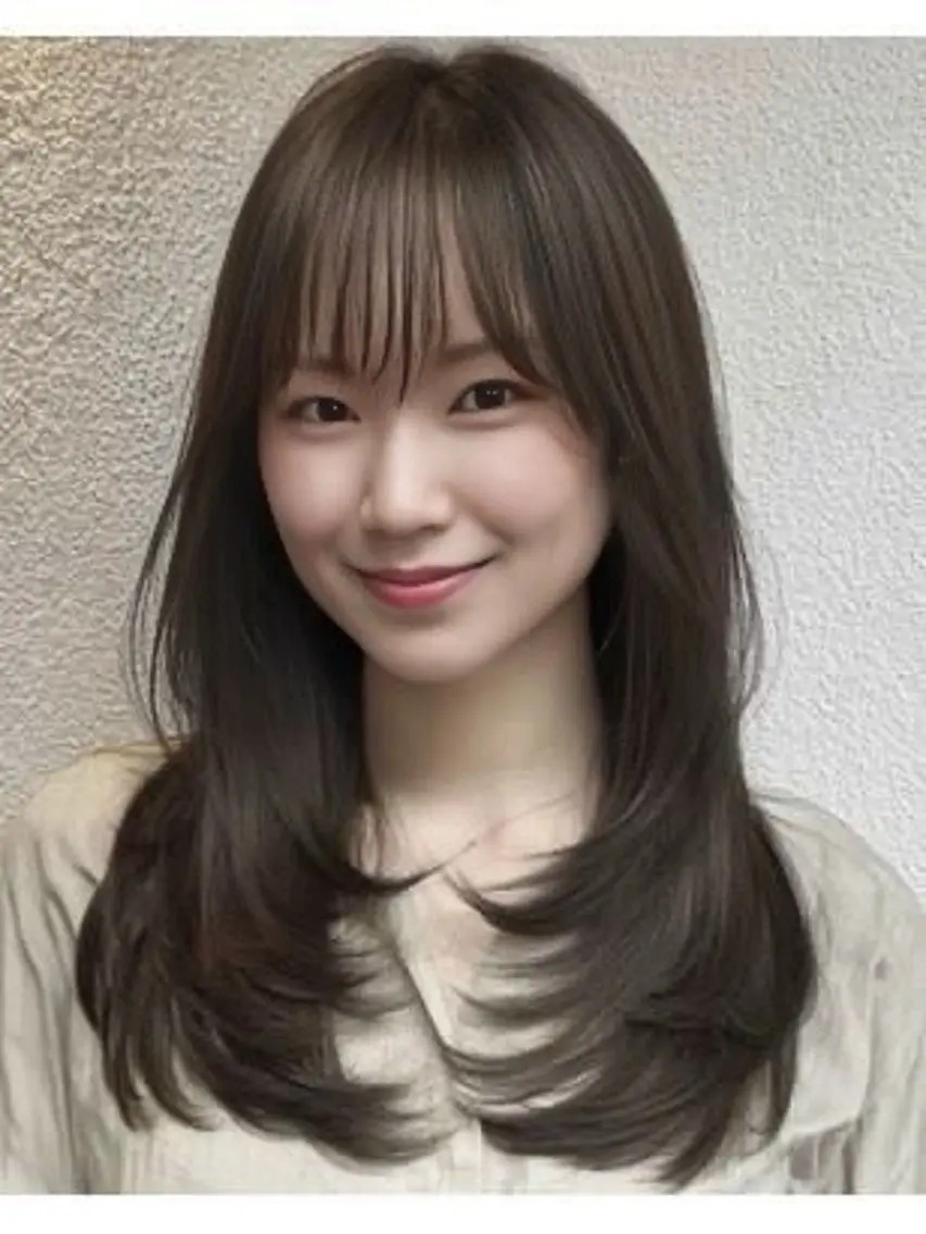 セミロング レイヤーカット 森川 達功のヘアスタイル