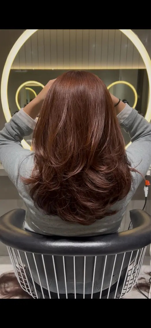ロング くびれヘア 韓国風ヘア レイヤーカット 小顔カット 縮毛矯正 ♡Aira♡Lond /レイヤー/縮毛のヘアスタイル