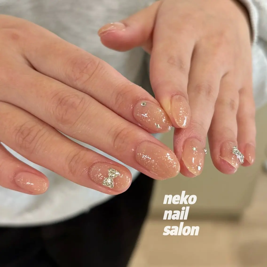 ネイル キラキラネイル 韓国ネイル シンプルネイル ハンドネイル neko nailのネイルデザイン
