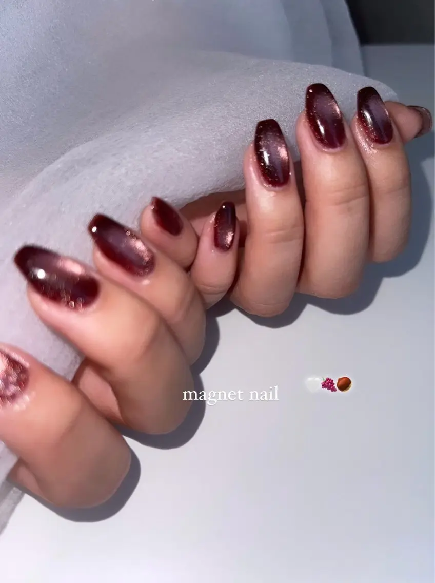 ネイル マグネットネイル 赤色 Rich+nail 🫧仙台🫧のネイルデザイン