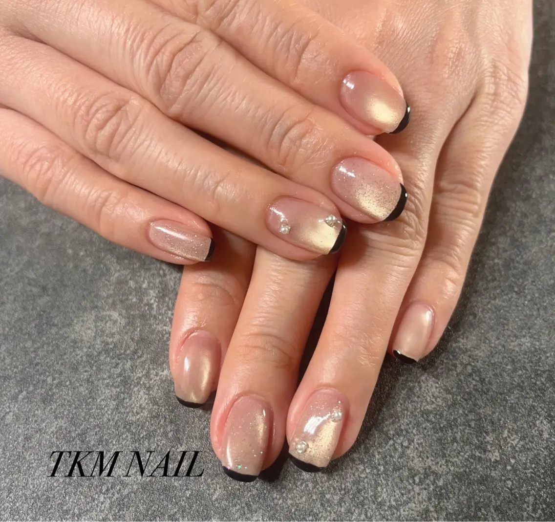 ネイル マグネットネイル シンプルネイル ハンドネイル フットネイル ______ TKM  NAILのネイルデザイン