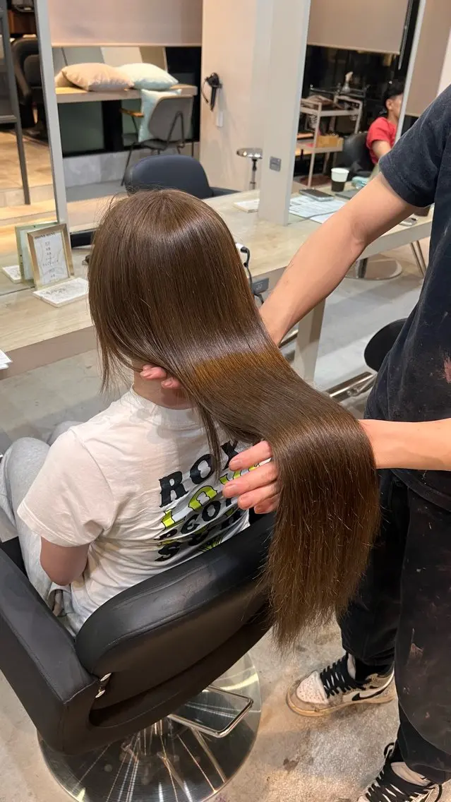 ロング ヘアカラー 野村 星斗のヘアスタイル