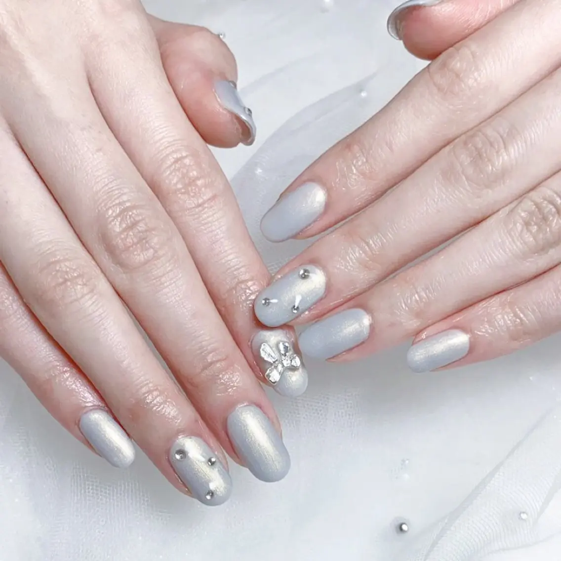 ネイル アートネイル オーロラネイル ガーリー キラキラネイル 韓国ネイル Nail salon 木にいるのネイルデザイン