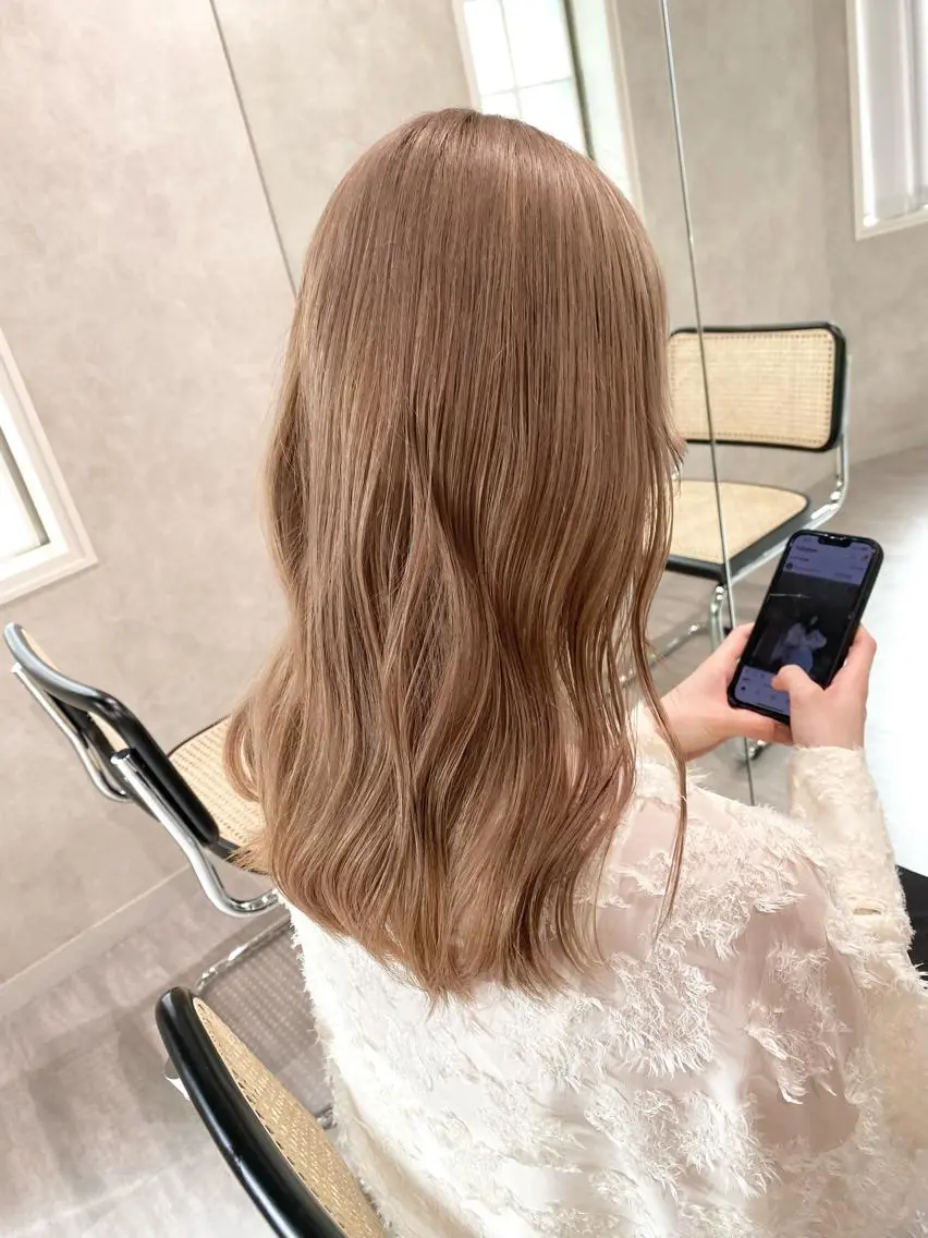 【限定価格】ダブルカラー＋ダメージケアトリートメント(プレミアムケアブリーチ使用)の写真