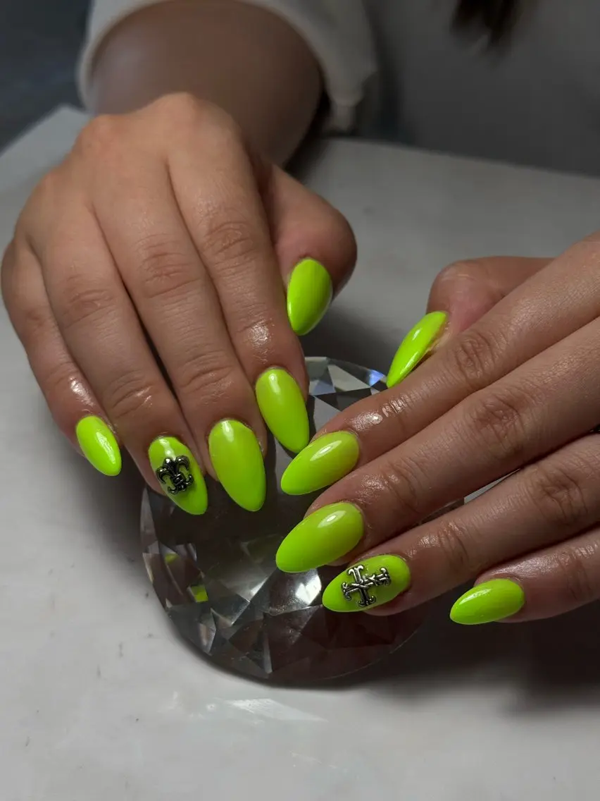 ネイル ハンドネイル Nailsalon soLのネイルデザイン