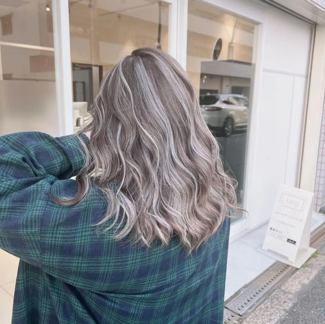 ロング カラー ブリーチ ケアブリーチ ハイライトカラー ハイライト 髪質改善 ヘアカラー 福西 洋斗のヘアスタイル