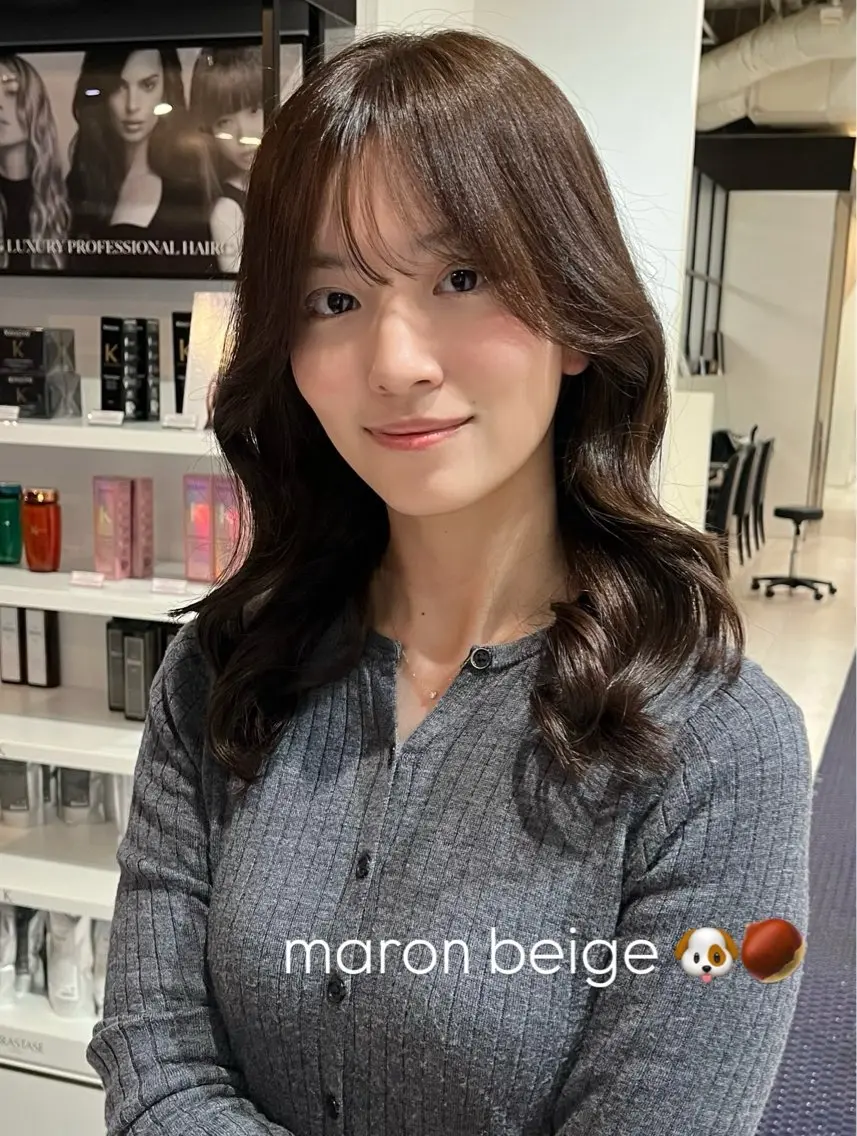 ミディアム カラー カット ヘアカラー trico心斎橋 ナツミのヘアスタイル