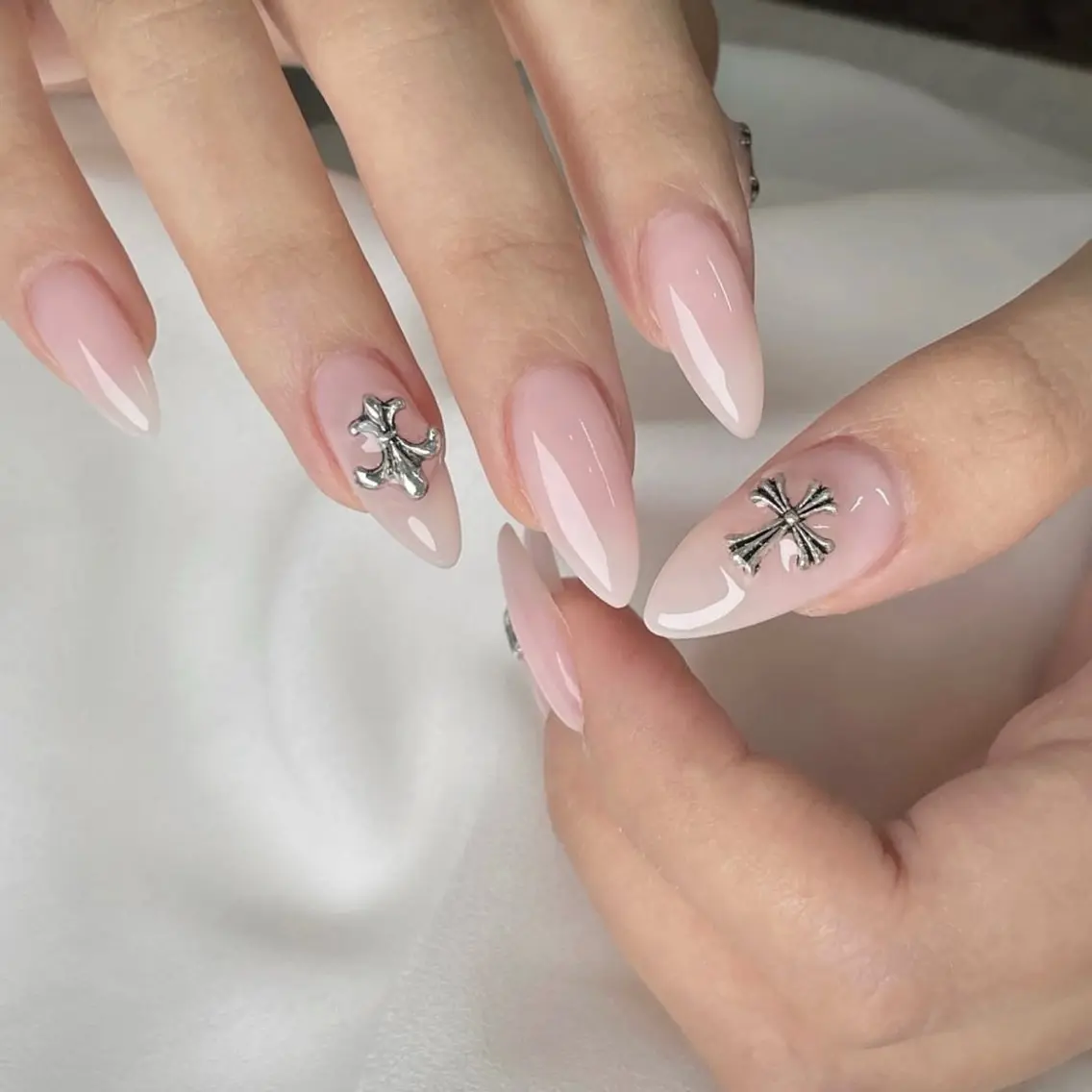 ネイル 韓国ネイル シンプルネイル ワンホンネイル ハンドネイル ハンドケア Akina Nail 亀戸のネイルデザイン