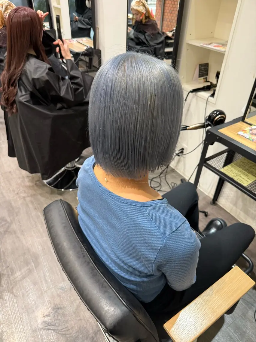 ミディアム カラー カット ヘアカラー トリートメント 艶髪レイヤー上田 紗也🇰🇷💗のヘアスタイル