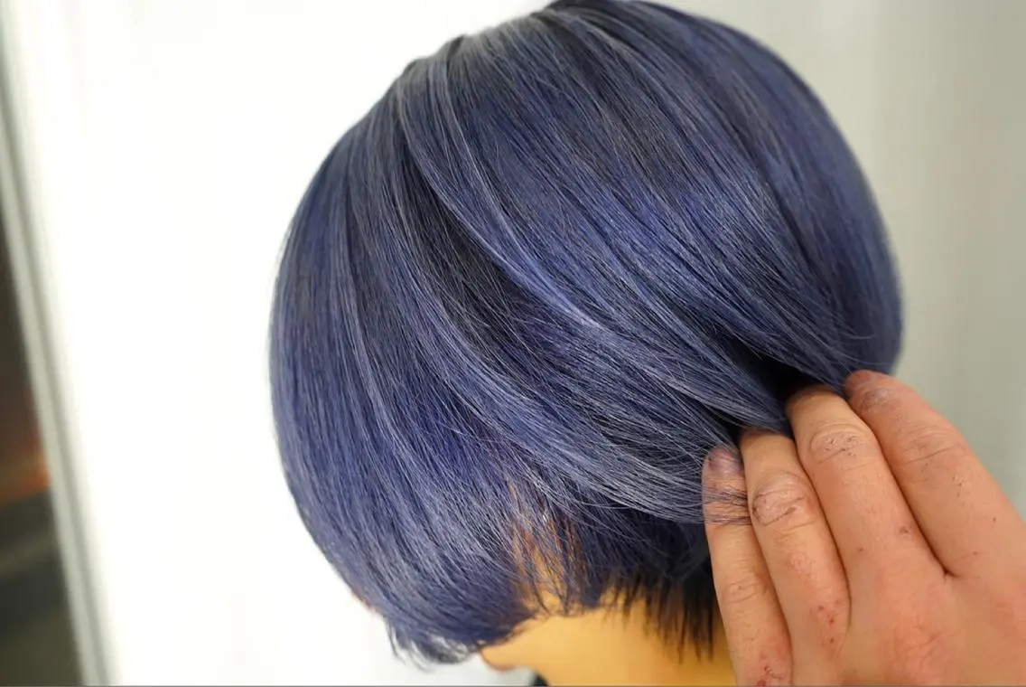 ショート カラー ブルーカラー ヘアカラー トリートメント lani ブリーチ /ダブルカラーのヘアスタイル