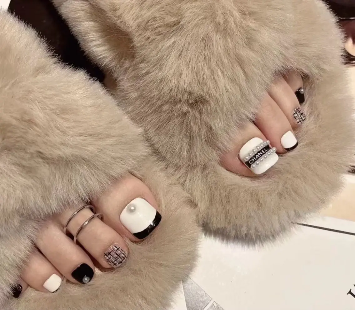 ネイル フットネイル D-BEAUTY Nailsalonのネイルデザイン