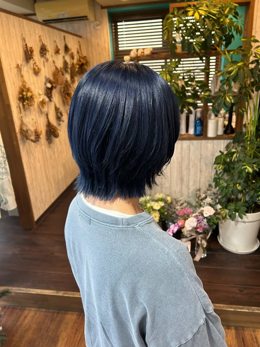 ショート カラー くびれヘア くびれレイヤー レイヤーカット カット ヘアカラー 早坂 さくらのヘアスタイル