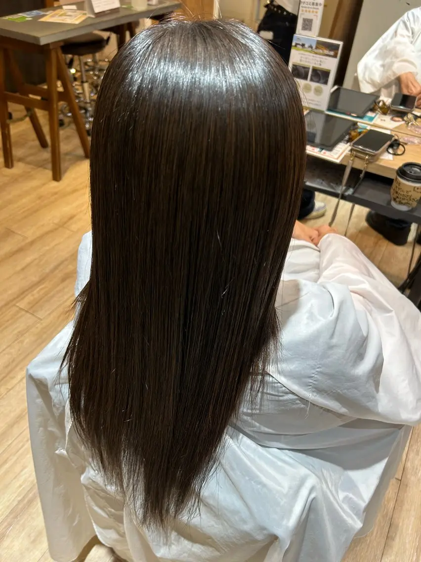 ロング 縮毛矯正 亀野 未夢のヘアスタイル