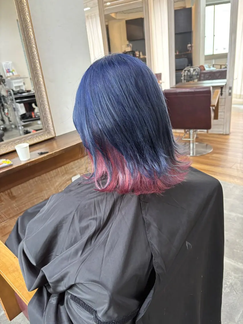 インナーカラーorイヤリングカラー(ブリーチ+カラー)+プレTrの写真