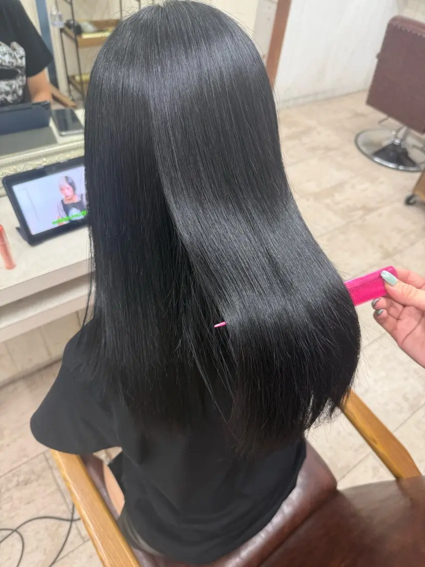 セミロング カラー 縮毛矯正 縮毛矯正 高橋 りりのヘアスタイル