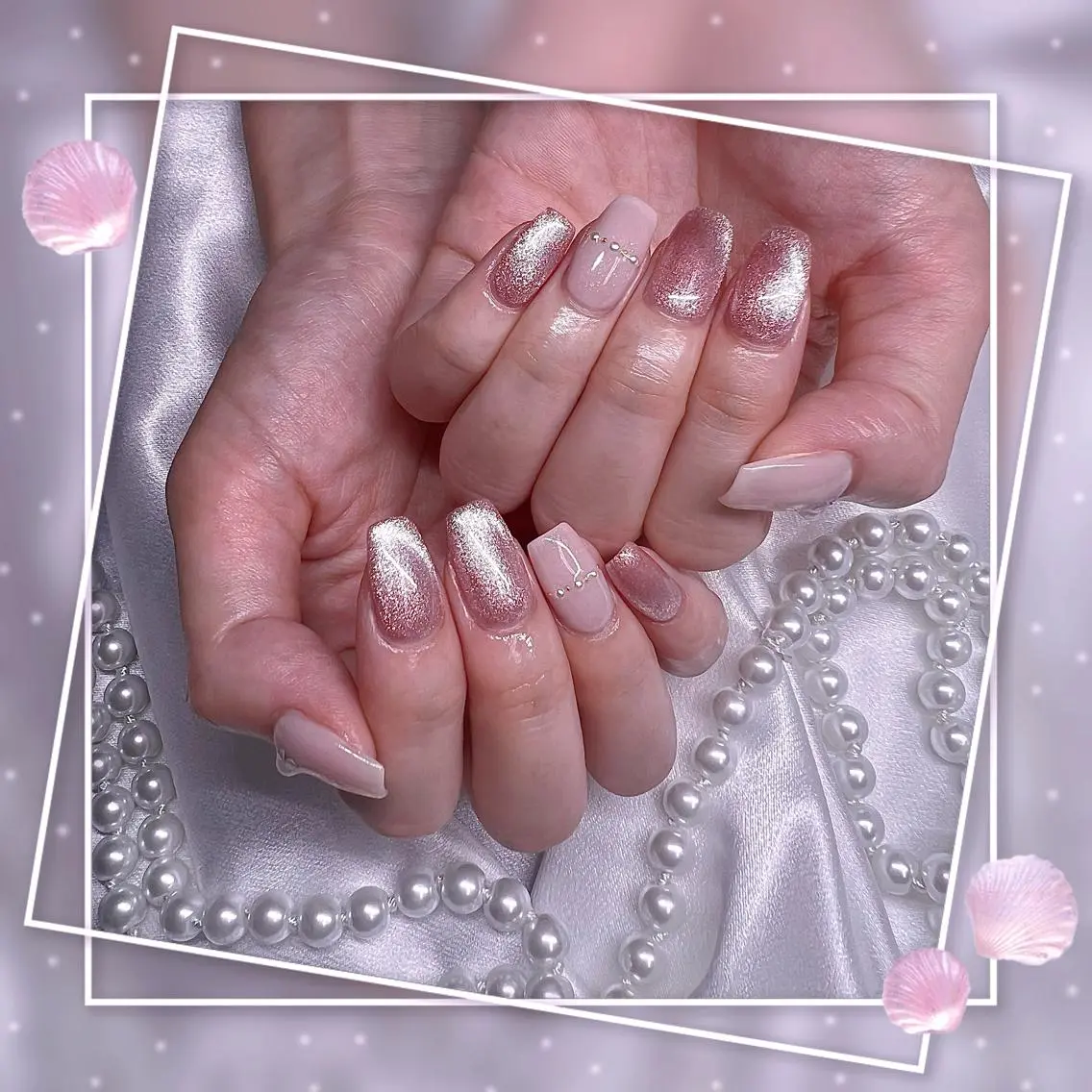ネイル フレンチネイル キラキラネイル 韓国ネイル マグネットネイル マグネットフレンチ Chill Nailsalonのネイルデザイン