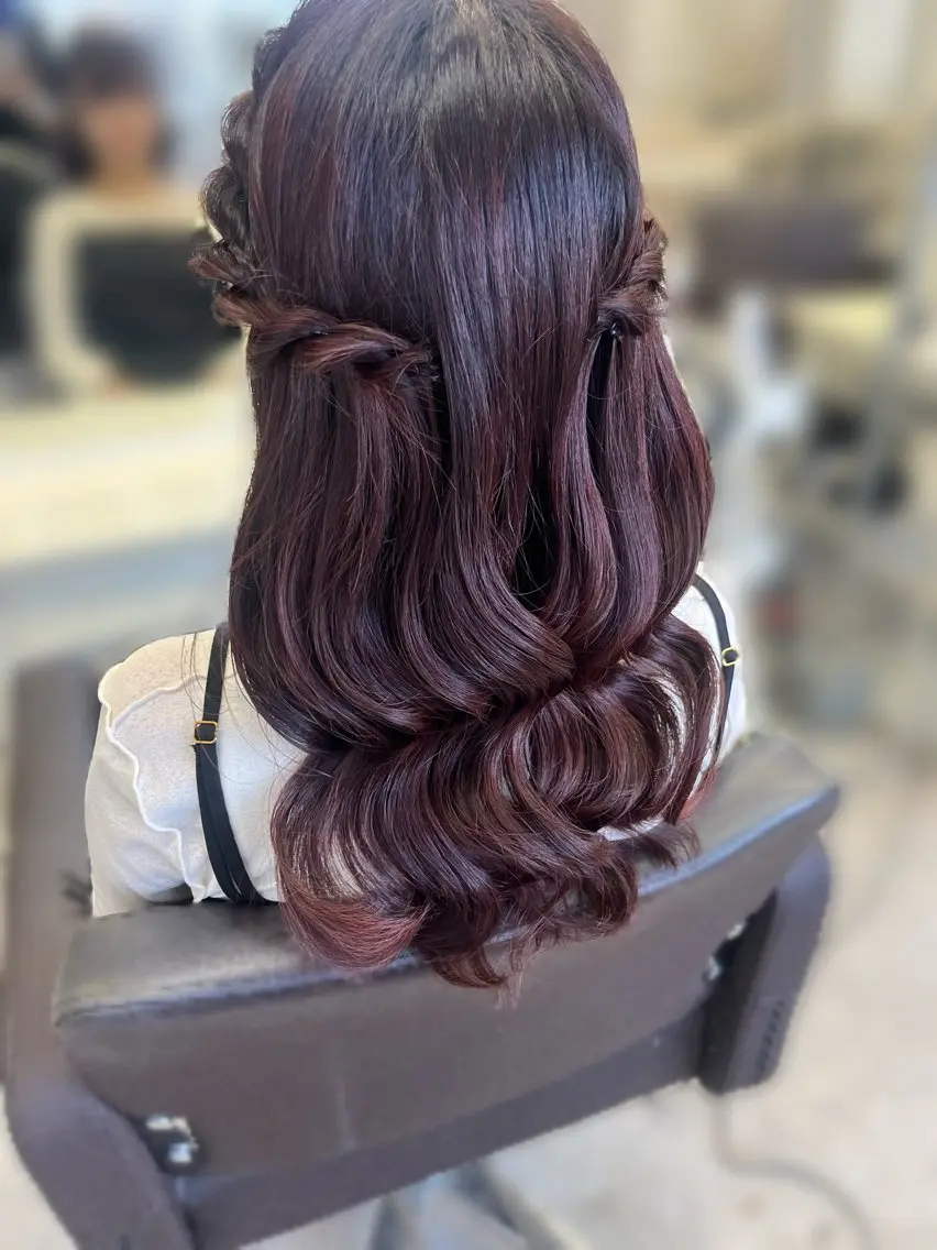 ロング ヘアアレンジ ヨシンモリ みず きのヘアスタイル