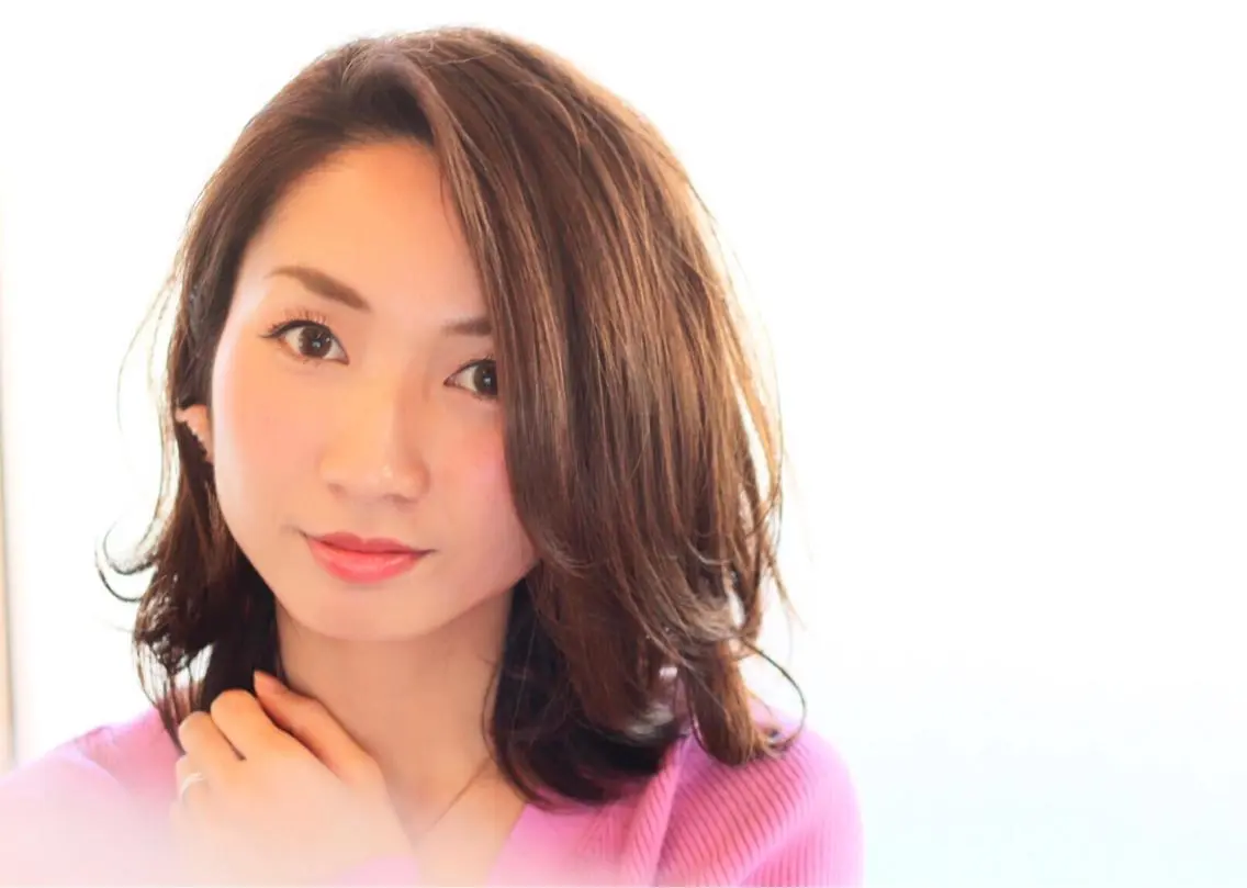 ミディアム カラー カット ヘアカラー ヘッドスパ 小西 裕大のヘアスタイル
