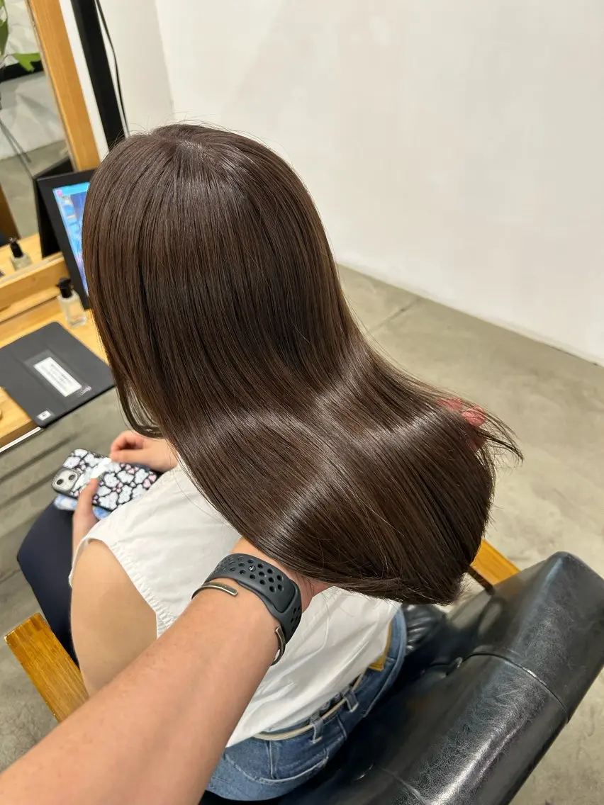 ミディアム 1回で綺麗になる 髪質改善 小山光のヘアスタイル