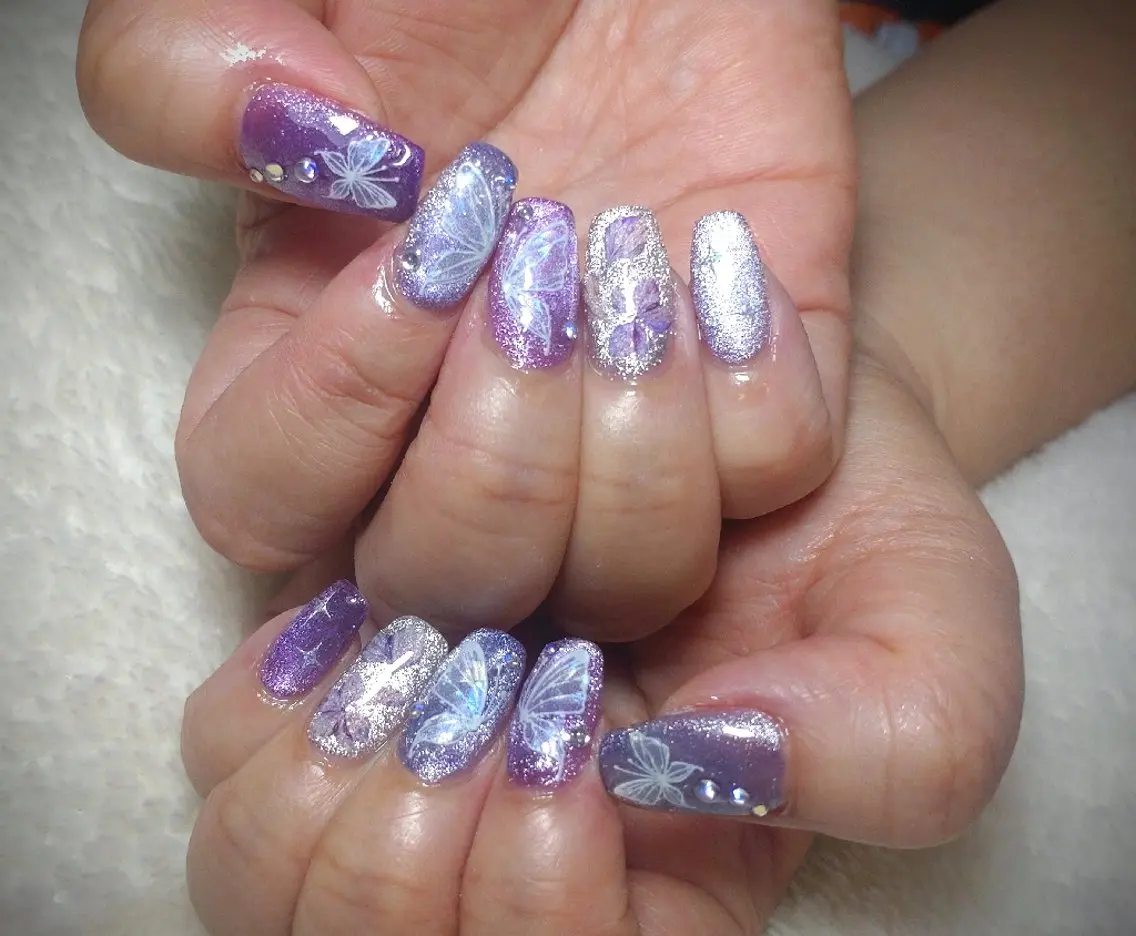 ネイル ハンドネイル フットネイル Nailsalon Latteのネイルデザイン