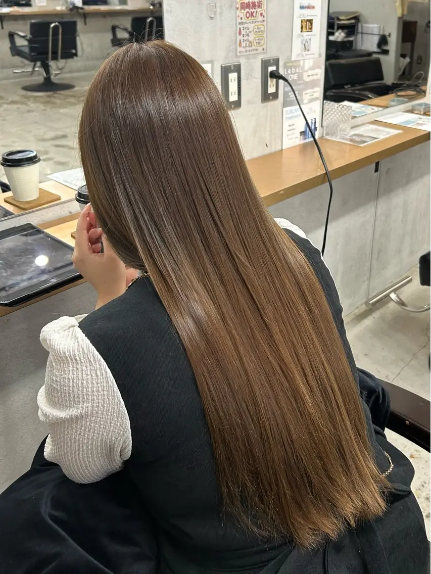 髪質改善カラー＋Aujuaケアマスクの写真
