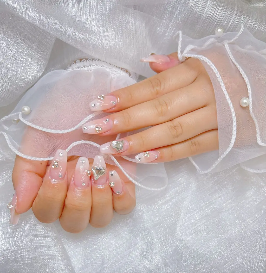 ネイル ハンドネイル LuCie Nailのネイルデザイン