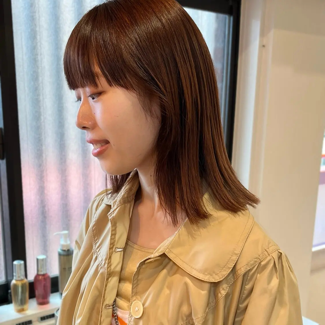 ミディアム カラー ベージュカラー オレンジ ピンクカラー レイヤーカット ボブ/透明感カラー /坂口恵梨子のヘアスタイル